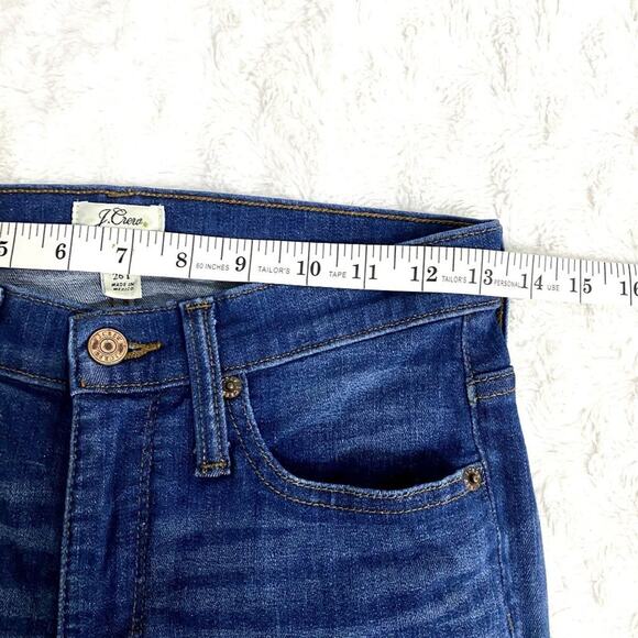 J. Crew Denim Dark Wash Distressed Preppy Billie Demi Boot Crop Jeans 26T - Picture 5 of 7